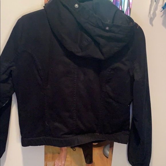 jacket - Picture 3 of 3